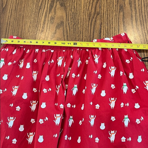 ModCloth Holiday Christmas Mini Cotton Skirt in Red Cats. 2X pockets - Picture 8 of 9